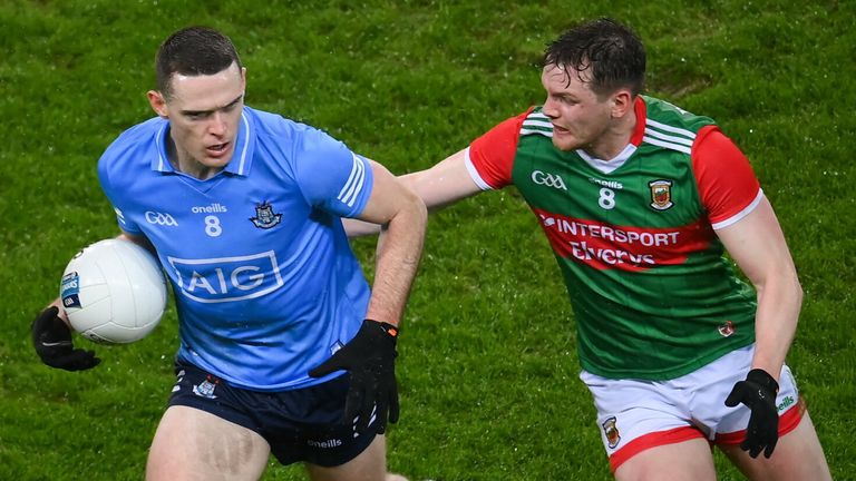 Brian Fenton of Dublin in action against Matthew Ruane of Mayo