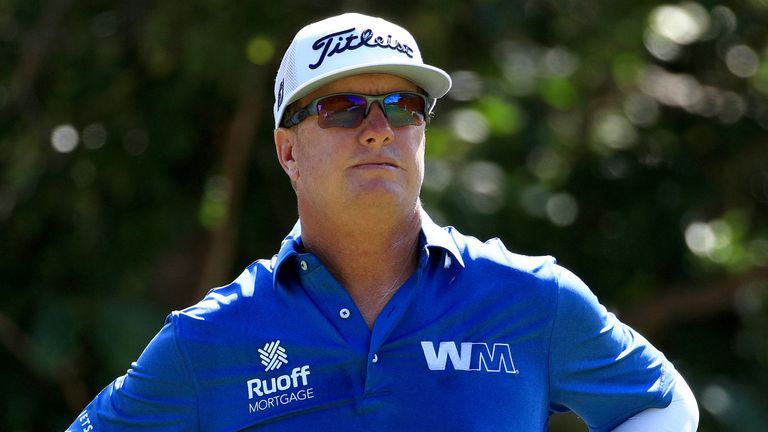 Jamie Weir explains why Hoffman took aim at the PGA Tour on Instagram after having a frustrating round and why Bryson DeChambeau and Phil Mickelson are supporting him.