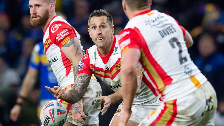 Mitchell Pearce (centre) was sin-binned late in the second half