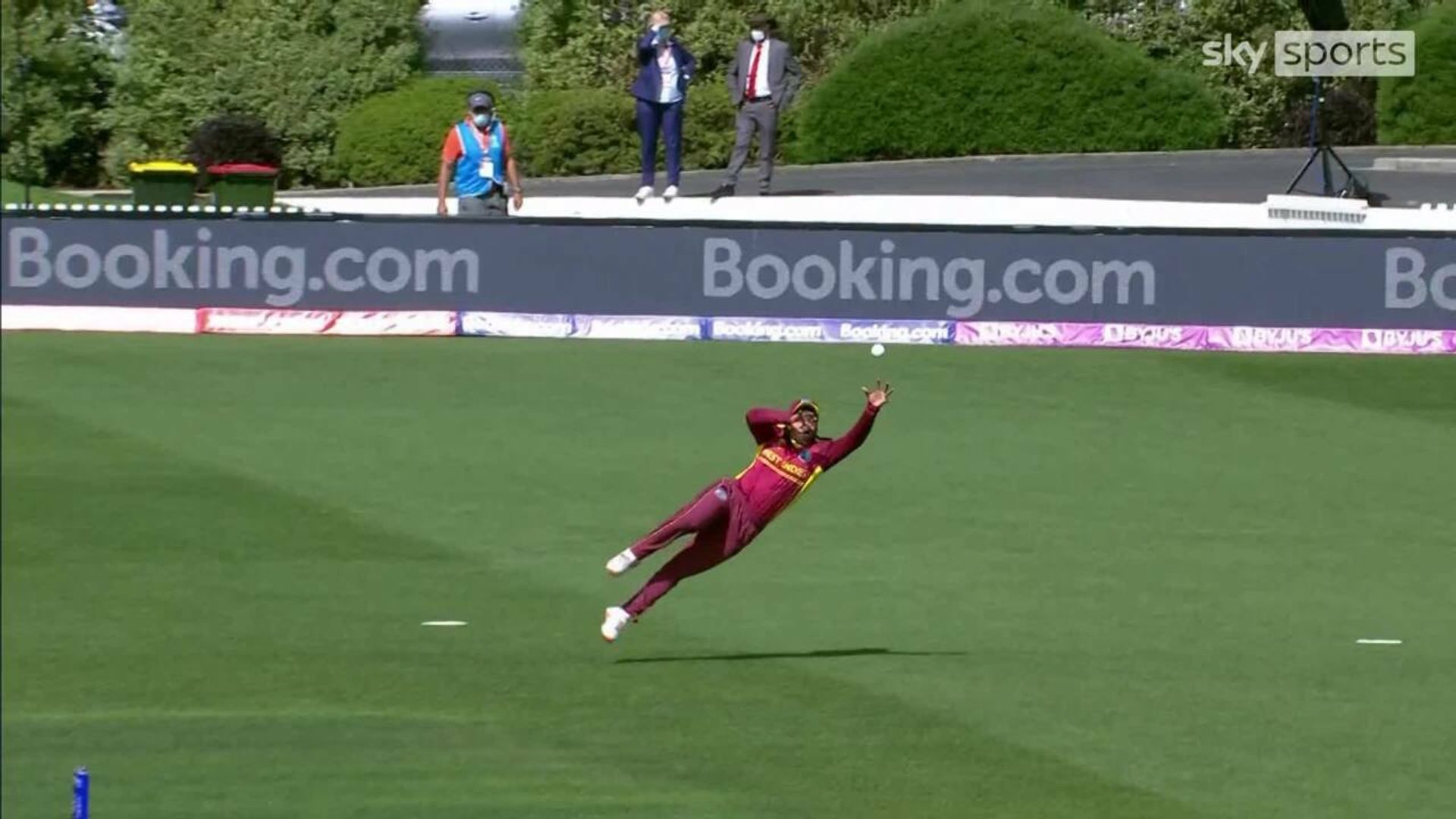 Dottin goes airborne for sensational catch!