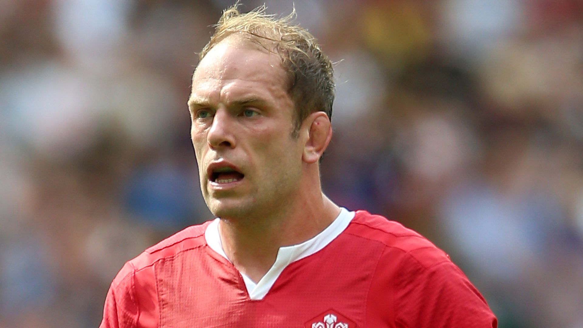 Jones returns for Wales to win 150th cap; Biggar to earn 100th