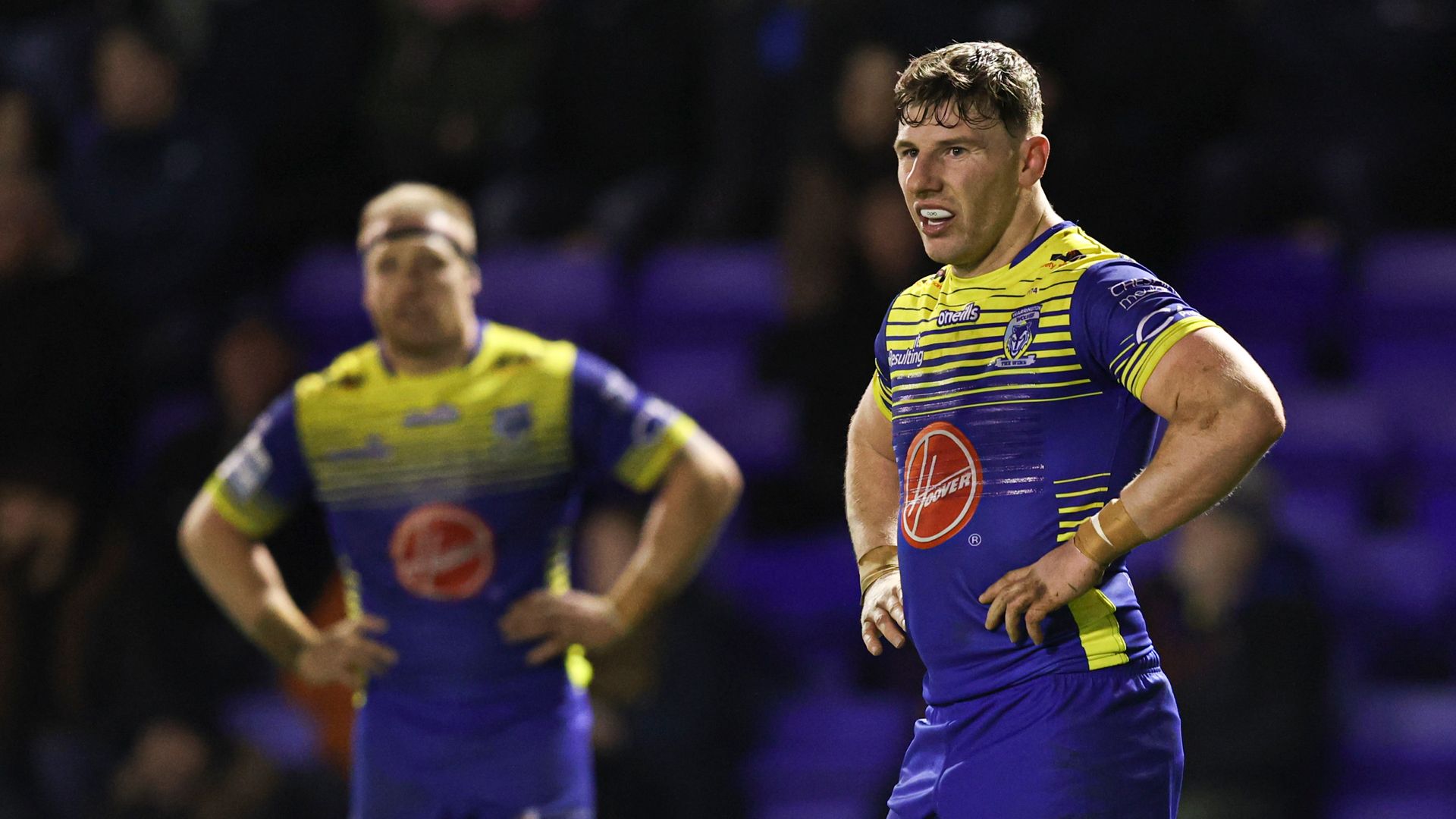 Powell blasts 'poor' Wolves | Romano earns plaudits