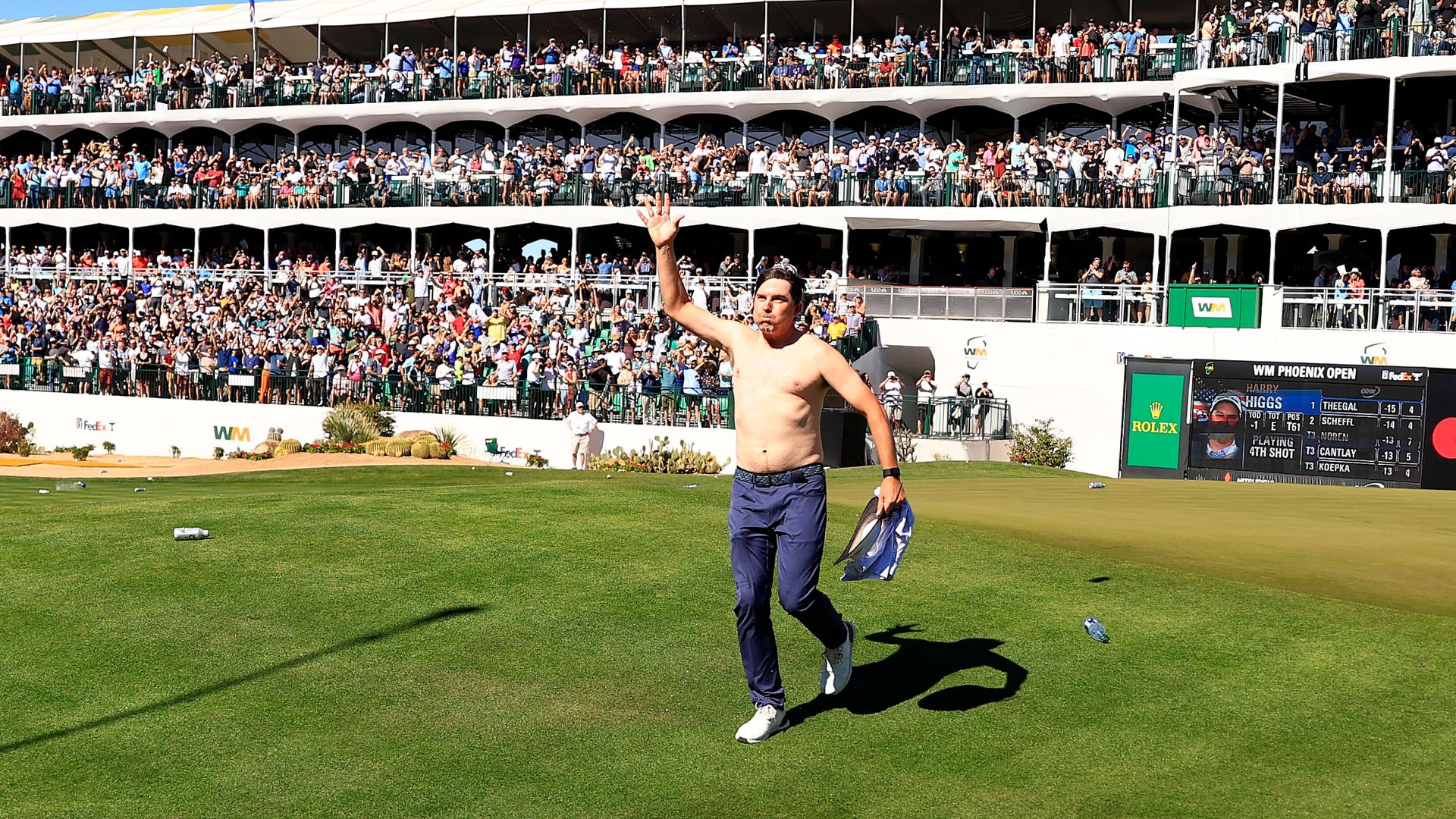 Beer throwing at Phoenix Open 'unacceptable', says PGA chief