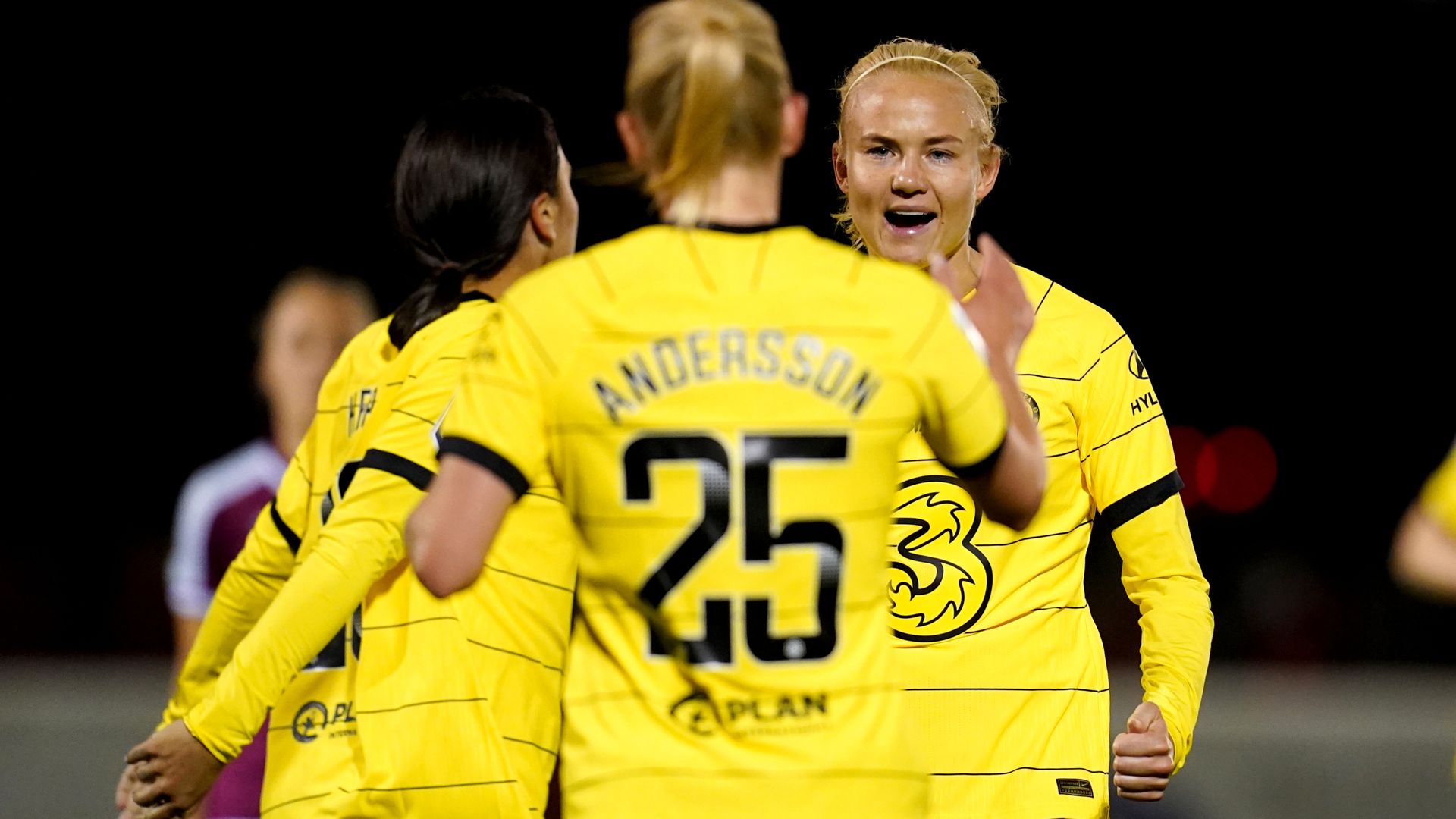 Chelsea five points off WSL leaders Arsenal after easing past West Ham