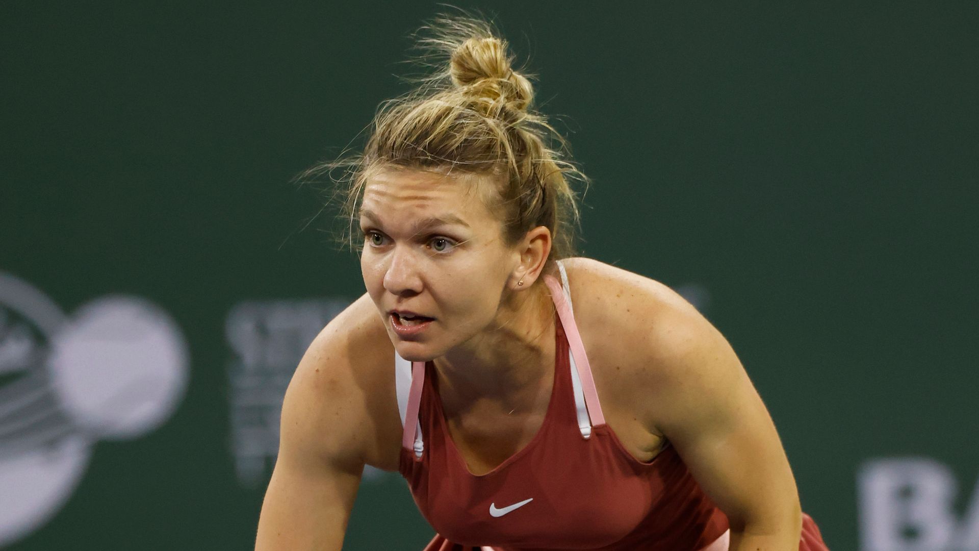 Halep withdraws from Miami Open with leg injury