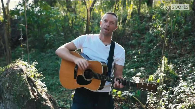 Chris Martin of Coldplay plays a rendition of 'Yellow' in tribute to Shane Warne for his memorial service in Melbourne.