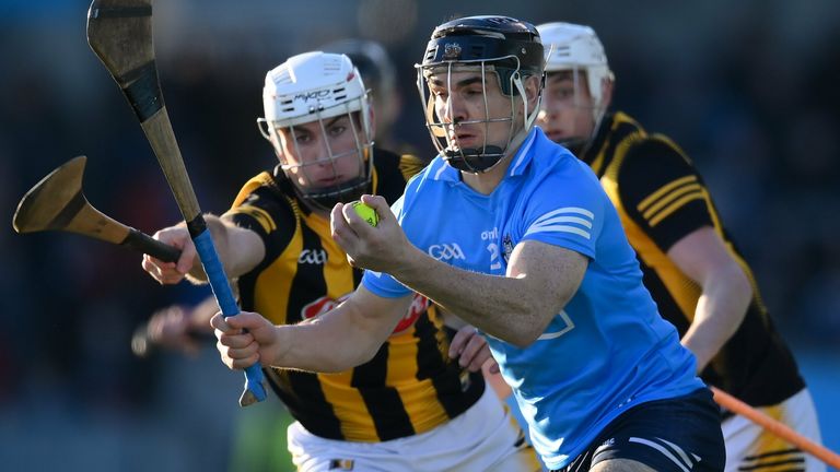 Danny Sutcliffe of Dublin in action against Kilkenny's Carey