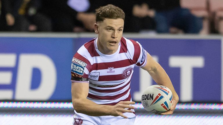 Highlights of the Betfred Super League match between Wigan Warriors and Castleford Tigers