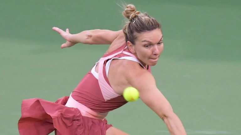 Simona Halepová claims that she will be out of the game for three weeks due to a leg injury
