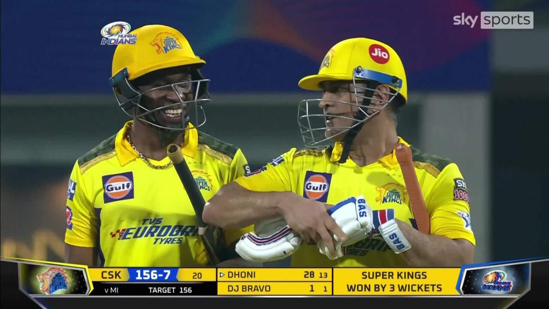 Dhoni smashes 16 off final four in stunning IPL win!