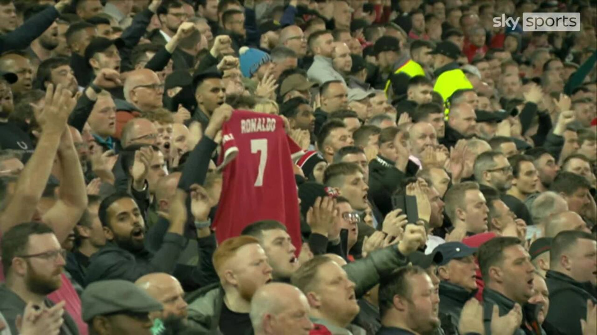 Anfield crowd shows support for Ronaldo with minute’s applauseSkySports | News