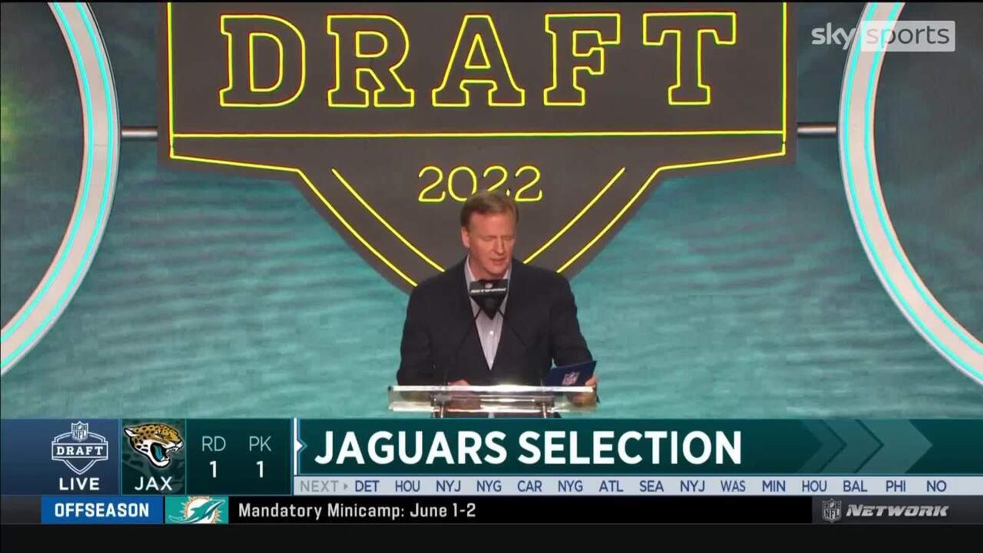 Travon Walker announced as No. 1 pick in NFL Draft