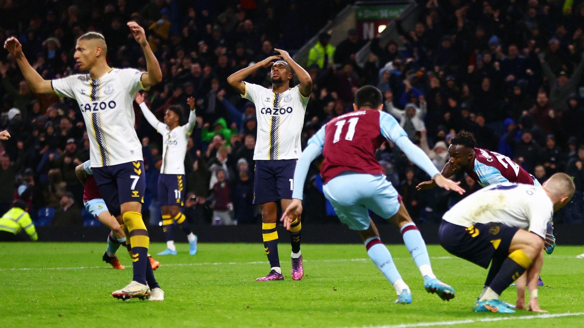 Dyche: Everton don't know how to win