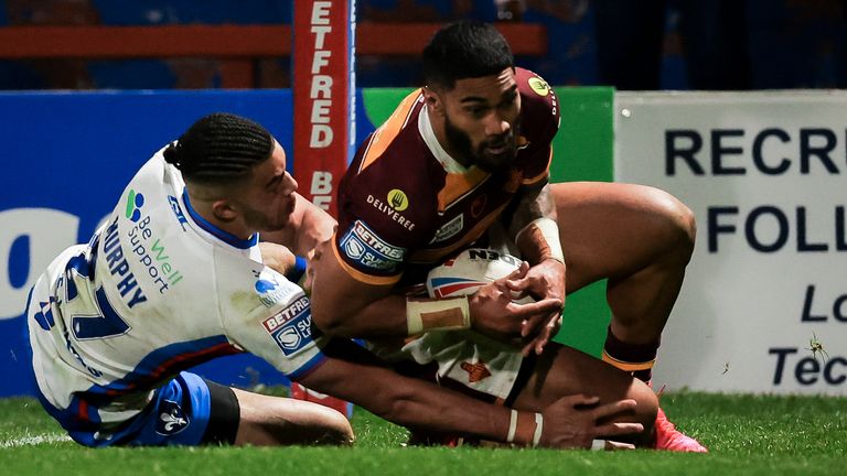 Ricky Leutele goes over for the game-clinching try in Huddersfield's win over Wakefield