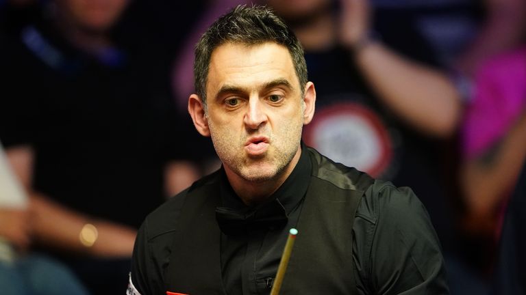 Ronnie O'Sullivan is through to a record 20th quarter-final at the Crucible with his 13-4 victory over Mark Allen