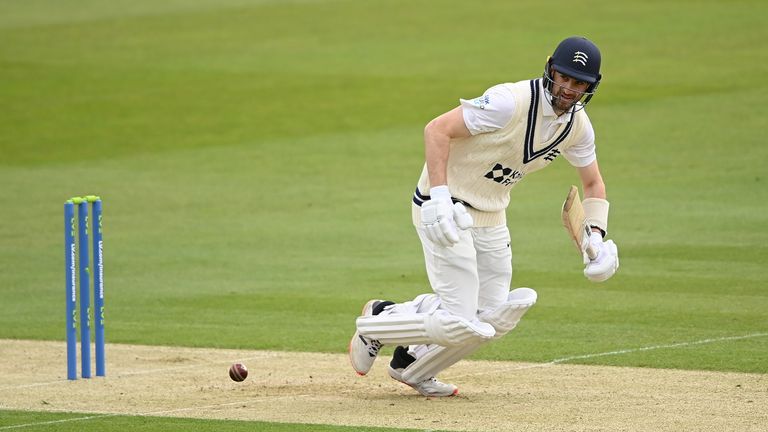 Middlesex's Stephen Eskinazi scored 118 on the opening day 