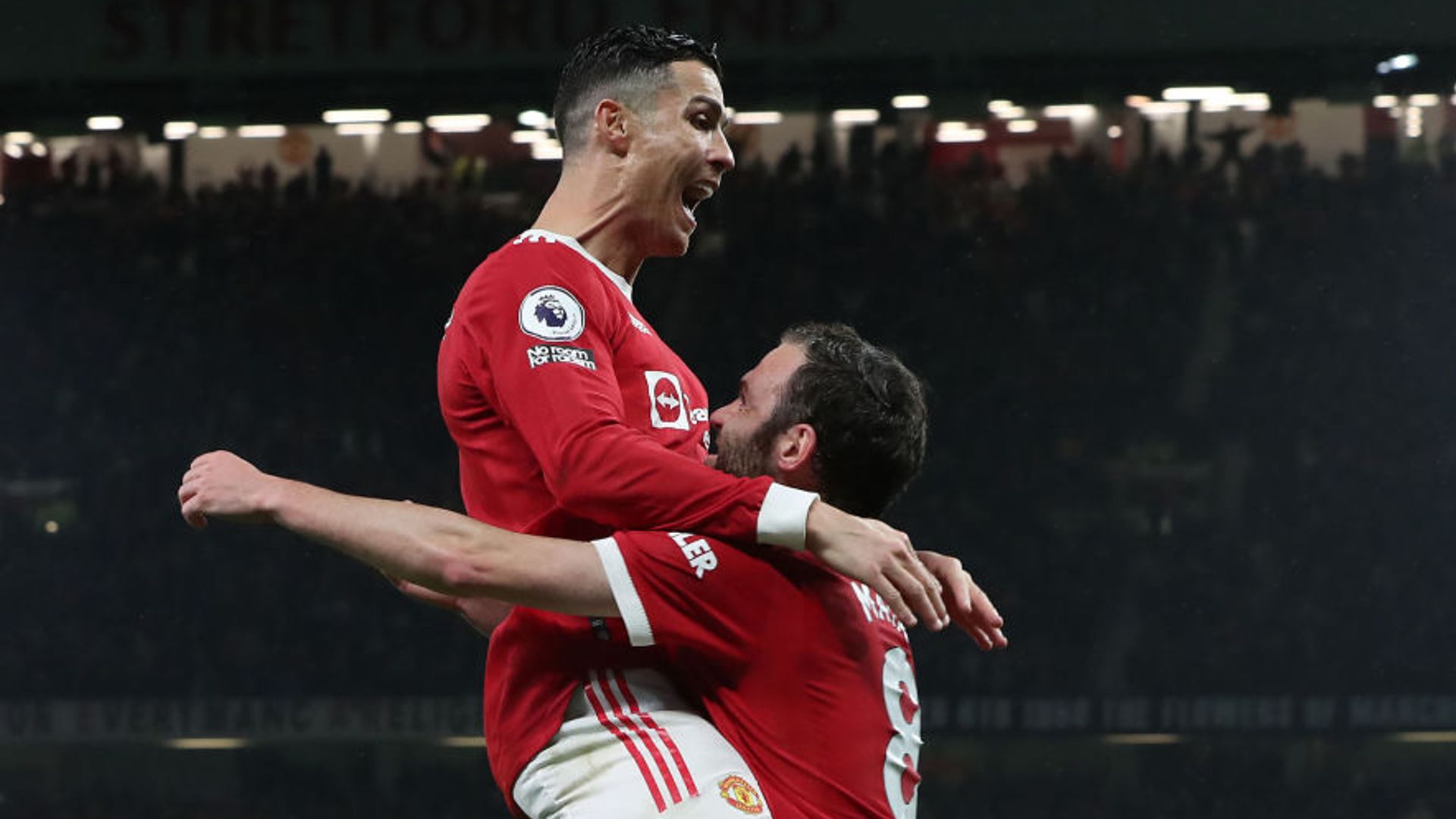 Man Utd thump Brentford as planned protest falls flat