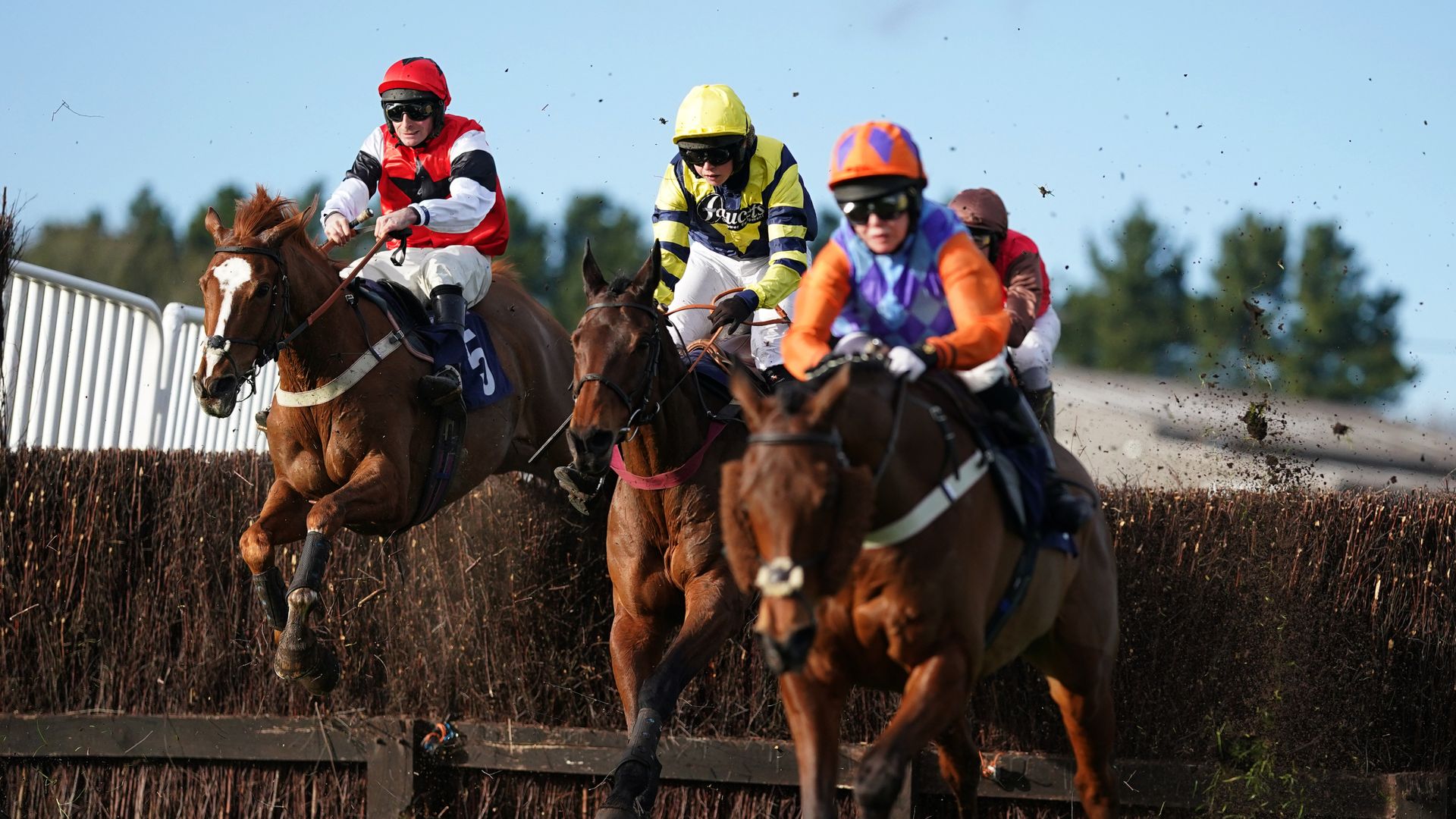 Race of the Day: Black Gerry could go in again at Fontwell for Gary Moore team | Racing News