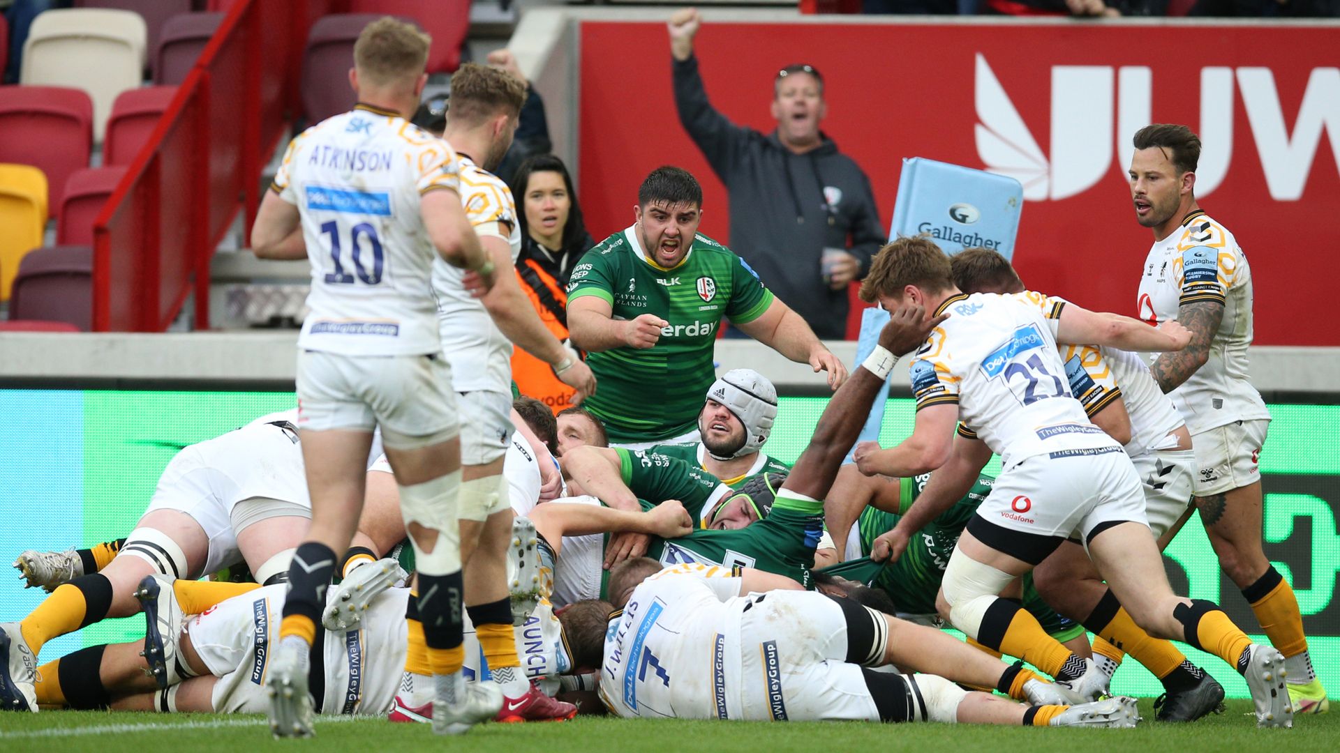 London Irish fight back to draw with Wasps