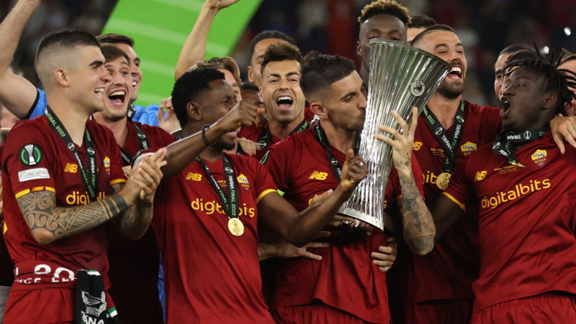 Jose wins fifth European title as Roma beat Feyenoord
