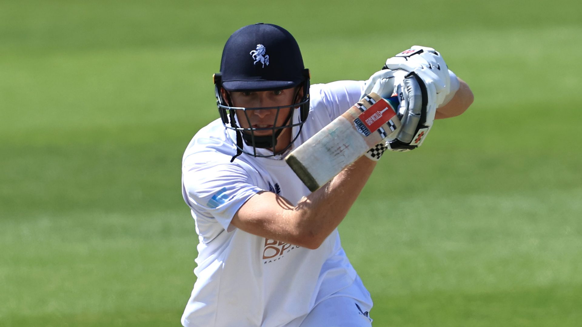 Kent start well at Northamptonshire | Durham suffer middle-order wobble
