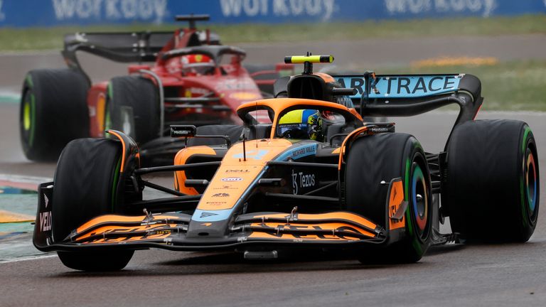 Марк Хюз от Sky F1 се задълбочава в началото на сезона на McLaren в последната си колона