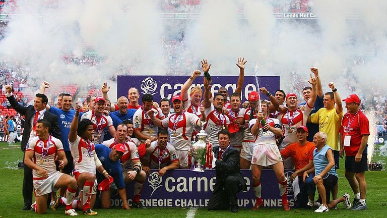 Whilst with St Helens from 2005-2008, Daniel Anderson won three successive Challenge Cups, one Grand Final, a World Club challenge and was named the BBC Coach of the Year for 2006.