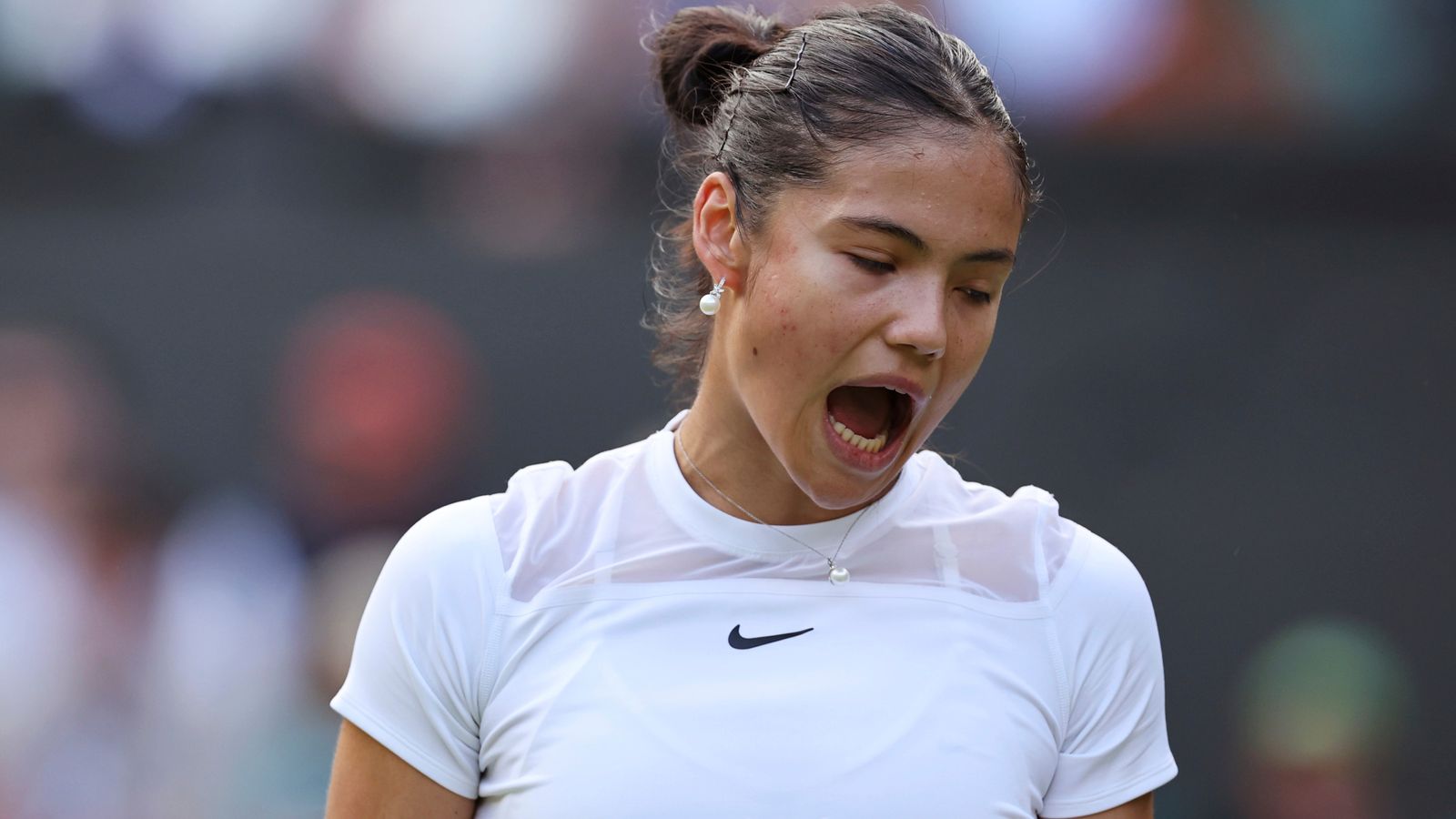 Wimbledon: Emma Raducanu defeats Belgian Alison Van Uytvanck in opening round