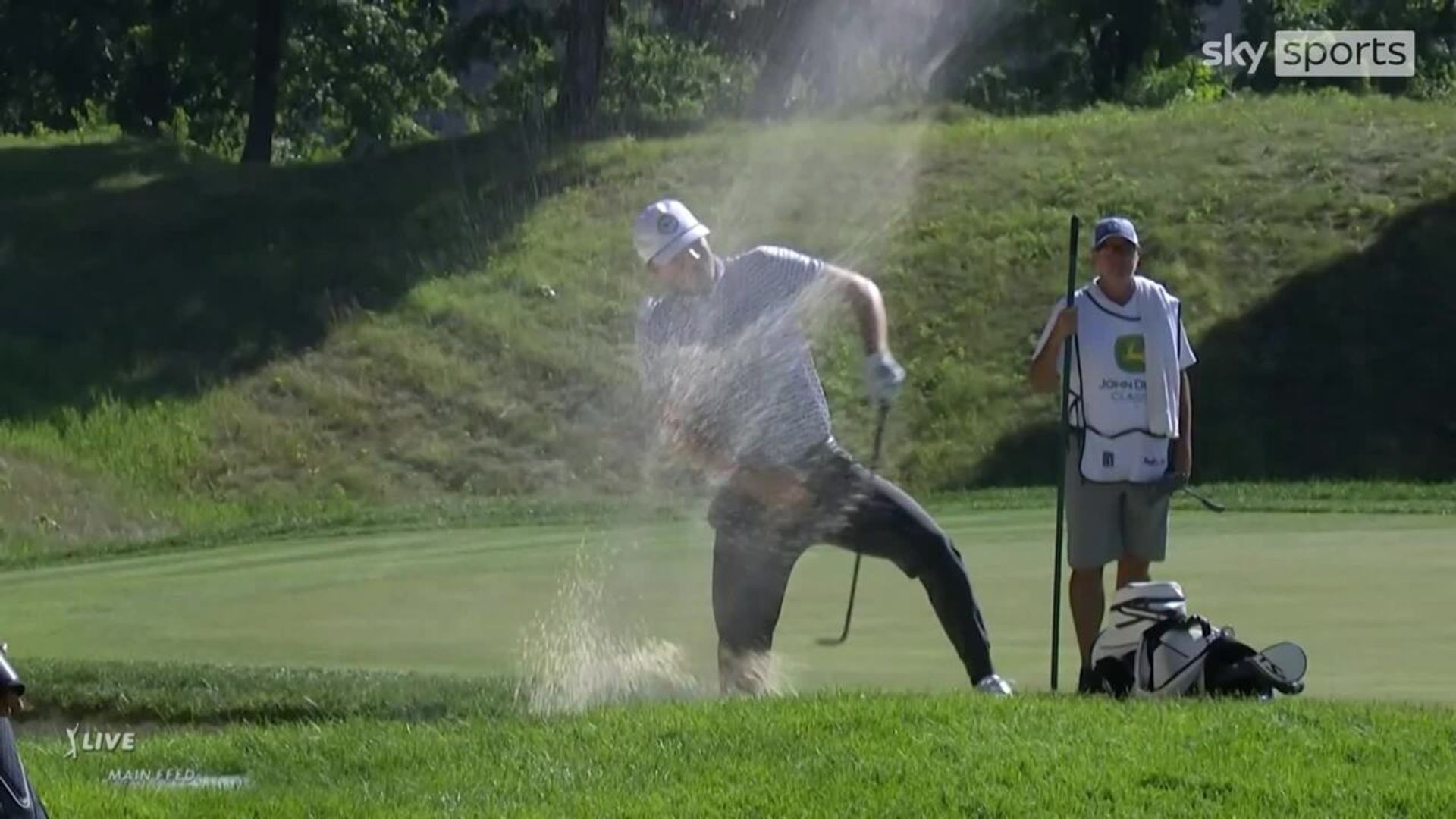 Hoffman hits himself in head, then next shot hits the pin!