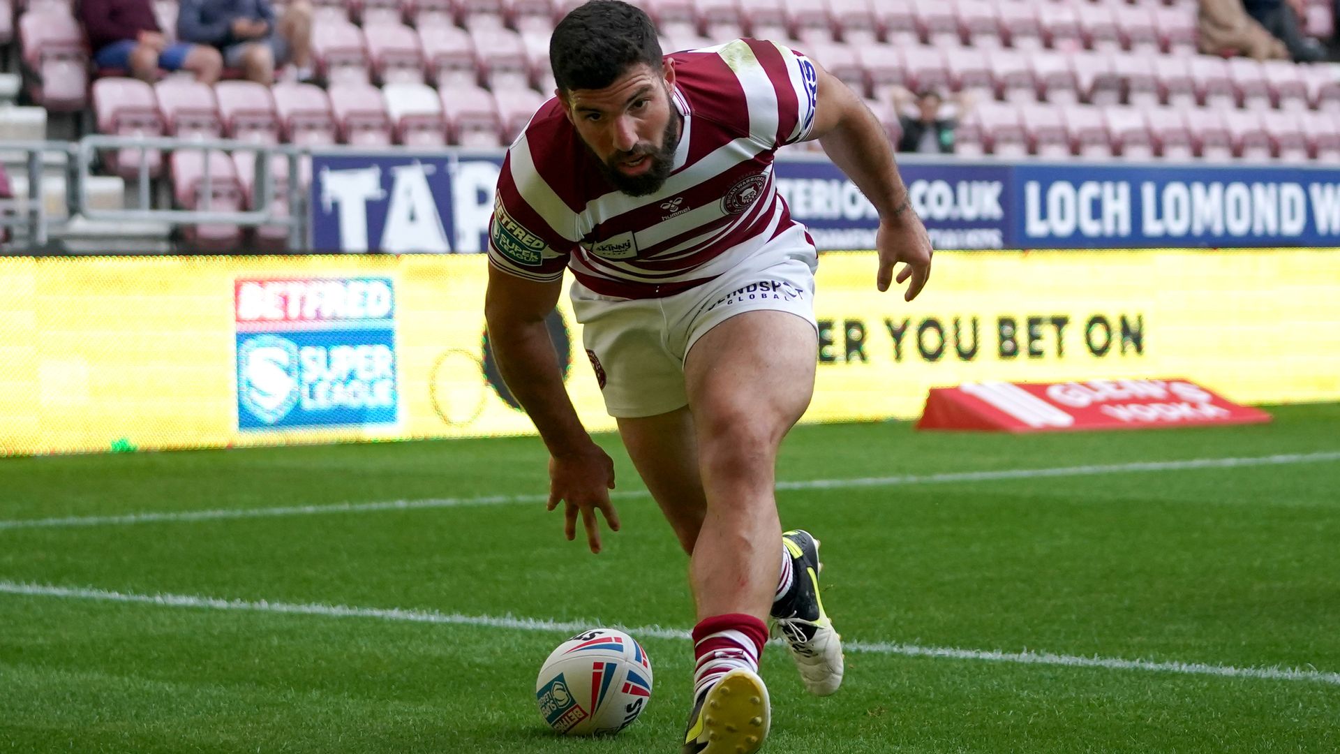 Miski leads Wigan to rout of Toulouse