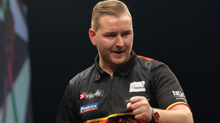 Dimitri van den Bergh overcame Gary Anderson 11-5 to win his first World Series title