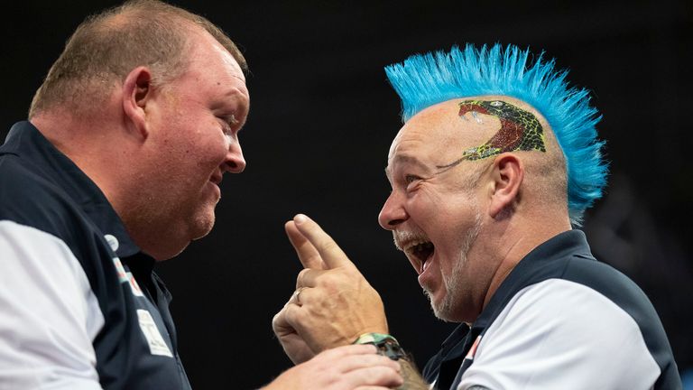 Scotland's John Henderson and Peter Wright will be hoping to retain their World Cup of Darts crown in Frankfurt