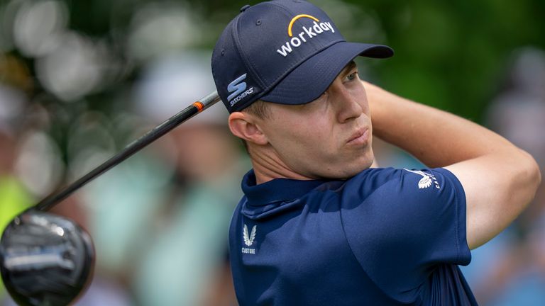 Matt Fitzpatrick tomó brevemente la delantera en solitario en el US Open 2022 en Brookline después de tres birdies en cuatro hoyos durante la tercera ronda en The Country Club, antes de dejar caer un tiro en el hoyo 18.