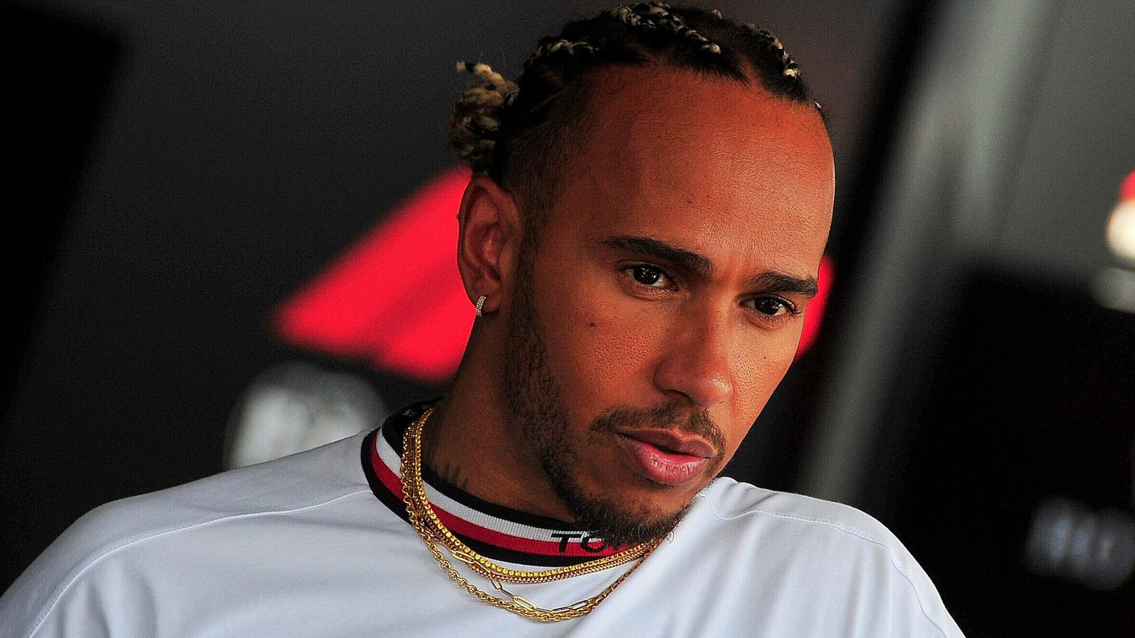 Hungarian GP: Lewis Hamilton predicts ‘tough weekend’ as Mercedes struggle in practice