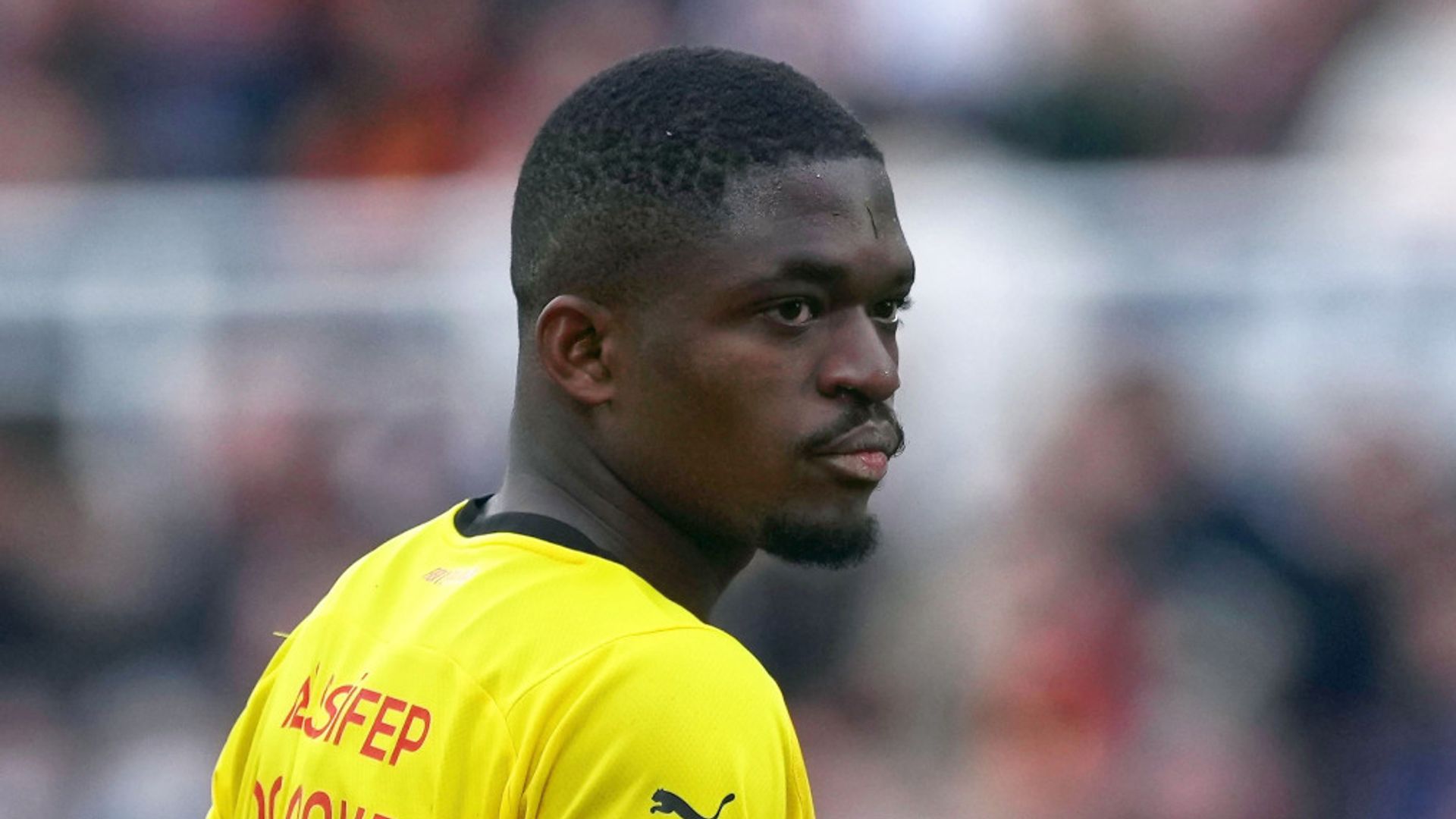 Palace sign midfielder Doucoure from Lens in £21m deal