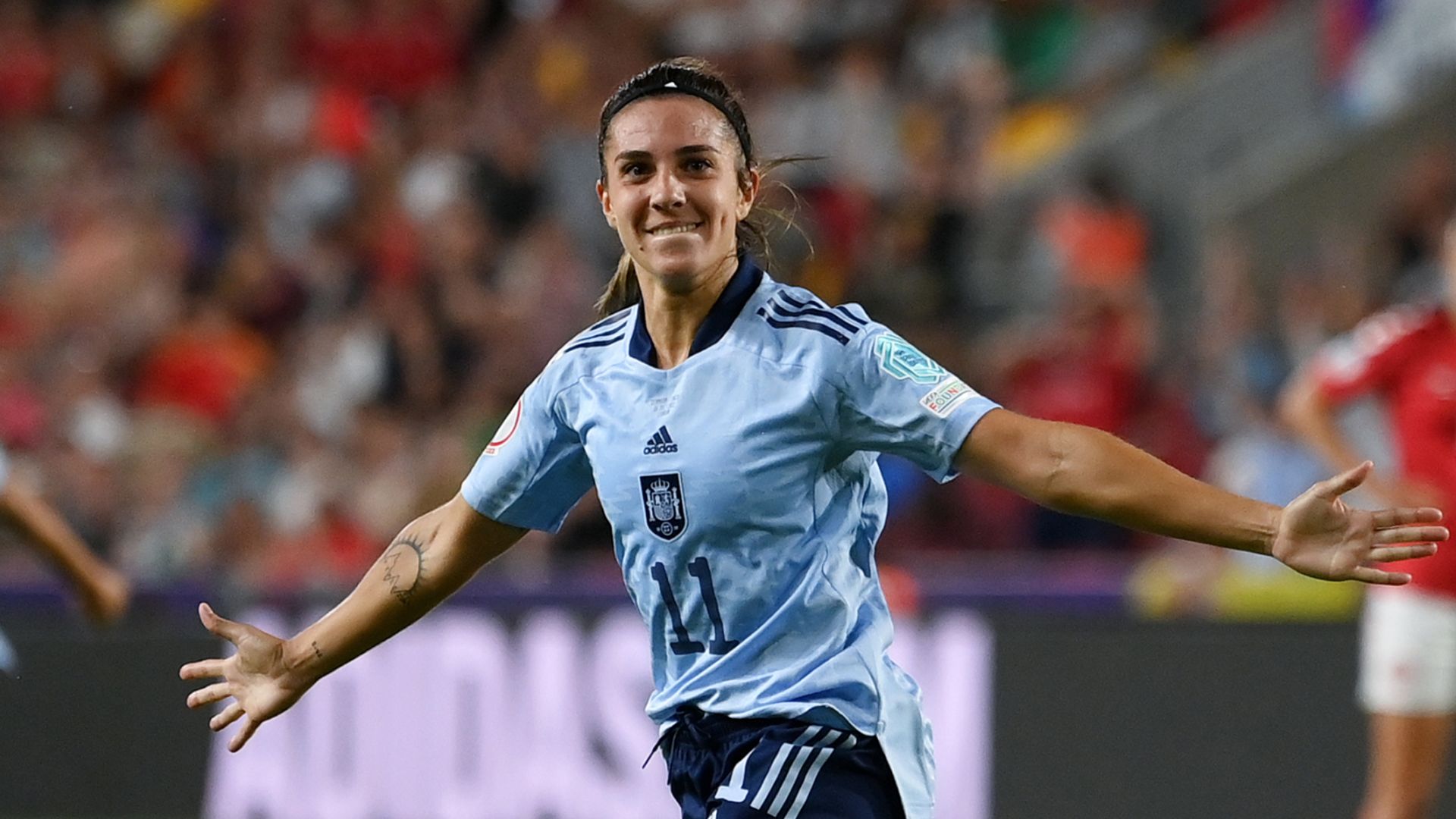 Spain edge out Denmark to set up England quarter-final