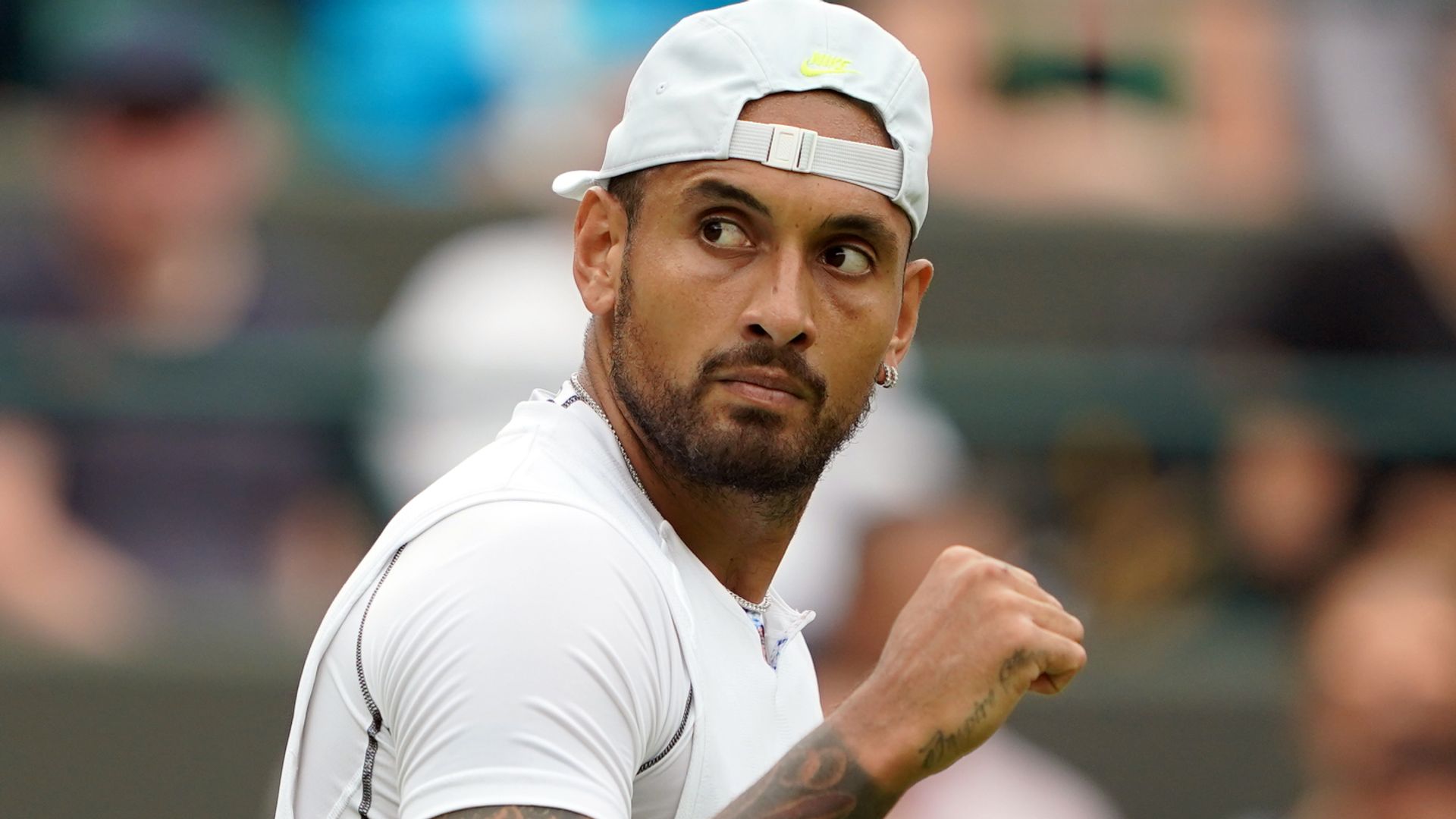 Kyrgios beats Garin at Wimbledon to reach first Grand Slam semi