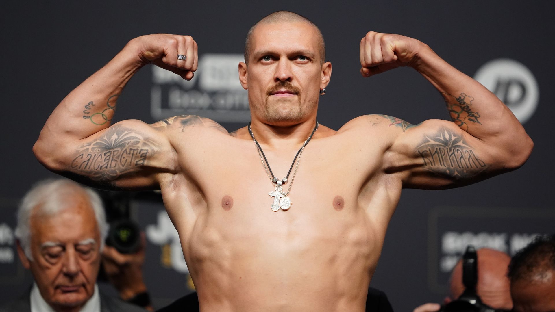 What makes Usyk so good? AJ's sparring partner reveals all