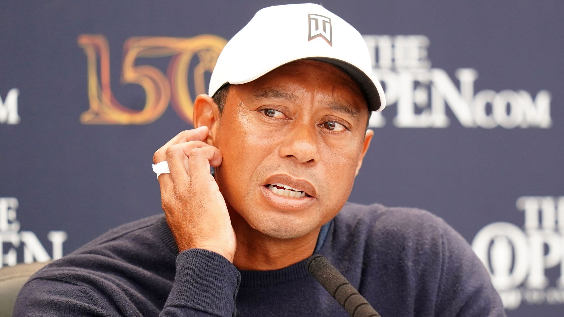Woods, McIlroy back R&A's Norman ban | Tiger: LIV golfers 'turned backs' on PGA Tour