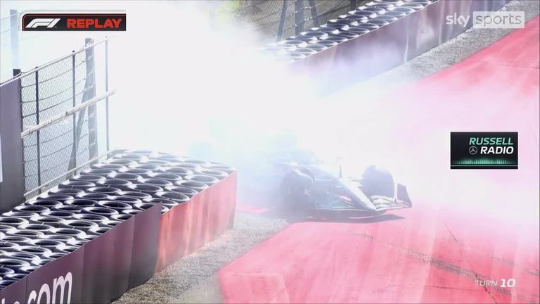 Lewis Hamilton'ın George Russell'a çarpmasından dakikalar sonra, Avusturya Grand Prix'sinde üçüncü çeyrekte Mercedes için korkunç bir gün.