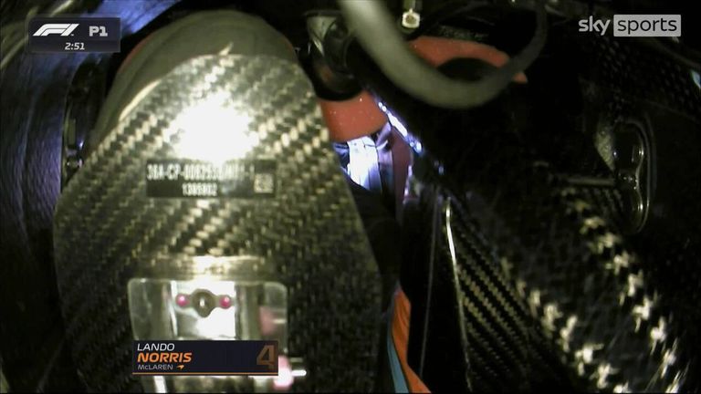 Regardez Lando Norris de McLaren tester la nouvelle came de pédale sur sa voiture lors des premiers essais avant le Grand Prix de Grande-Bretagne.