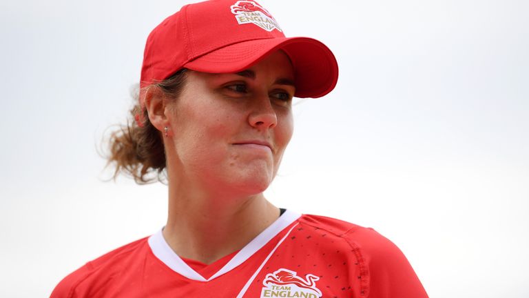 Nat Sciver se retiró de la Serie Vitality IT20 de Inglaterra y la Serie Real de Londres contra India para concentrarse en su salud mental y bienestar.