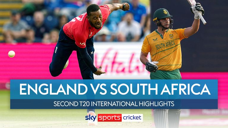Highlights of the second T20 international between England and South Africa
