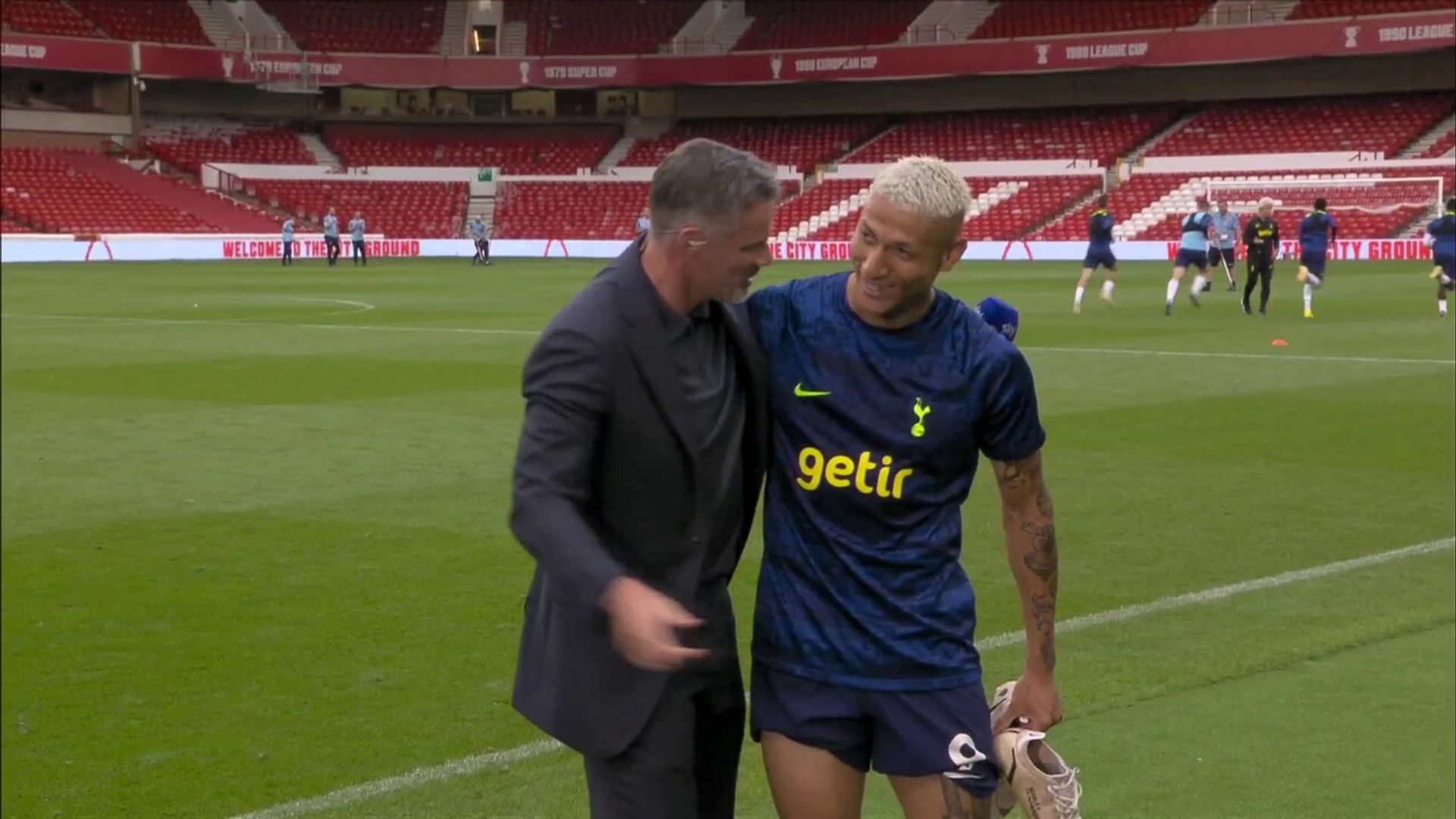 'I'm just glad he didn't blank me!' - Carra meets Richarlison