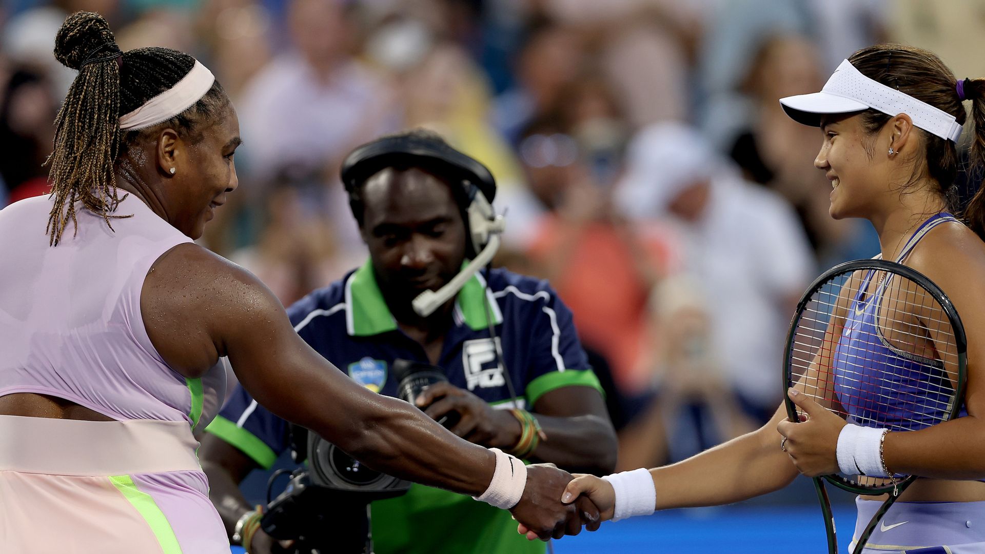 Raducanu eases past Williams in Cincinnati | 'Amazing to share court with her'