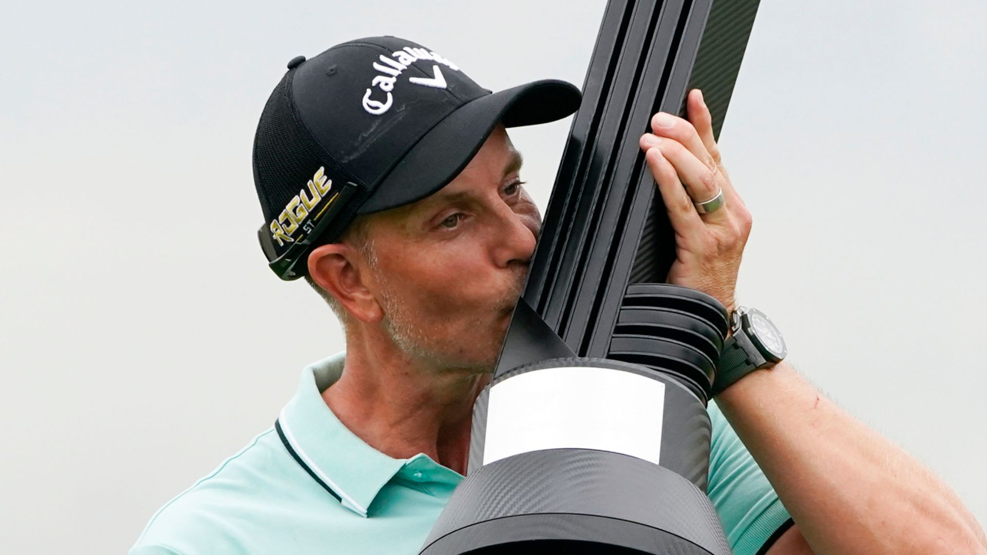 Stenson secures victory on LIV Golf debut | 'I played like a captain!'