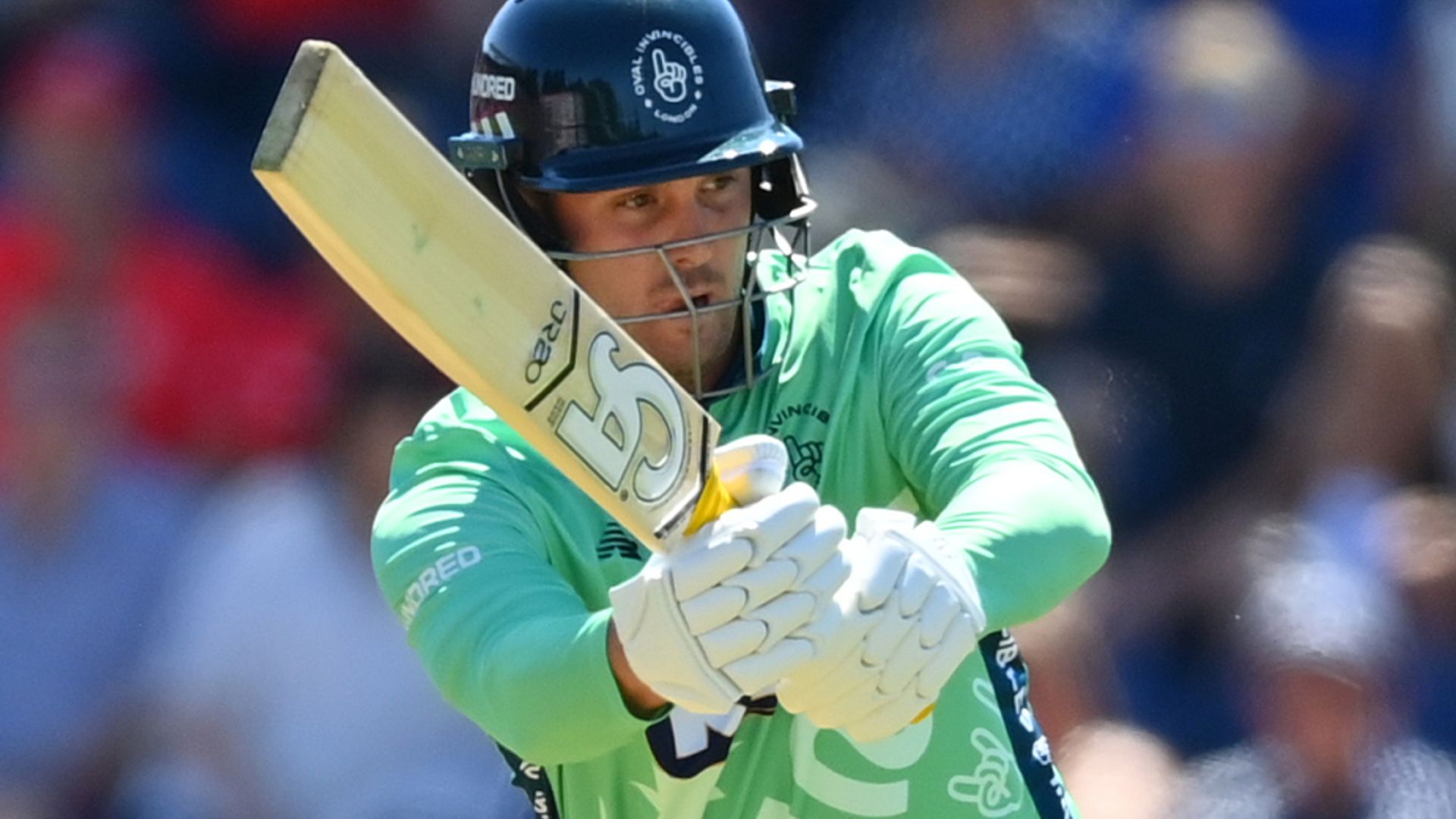 'He's your best player!' | KP says England must back Roy