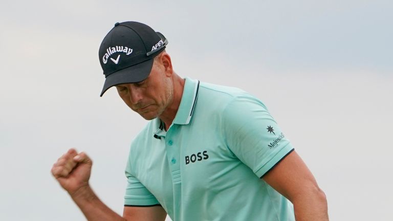 Stenson embocó un putt par-save de embrague en el hoyo 17 para ayudarlo a completar un debut ganador