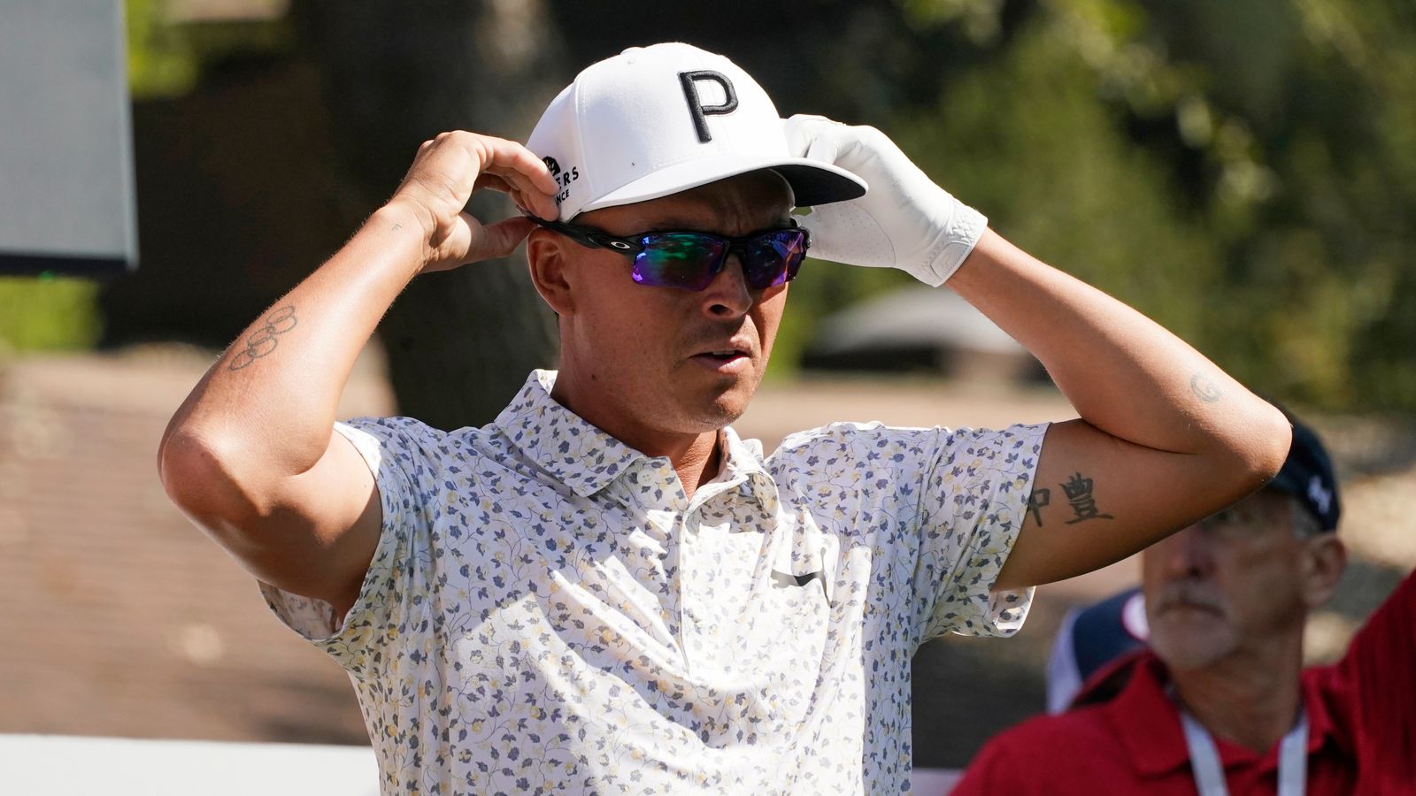 Rickie Fowler makes promising start as Justin Lower lead the way at