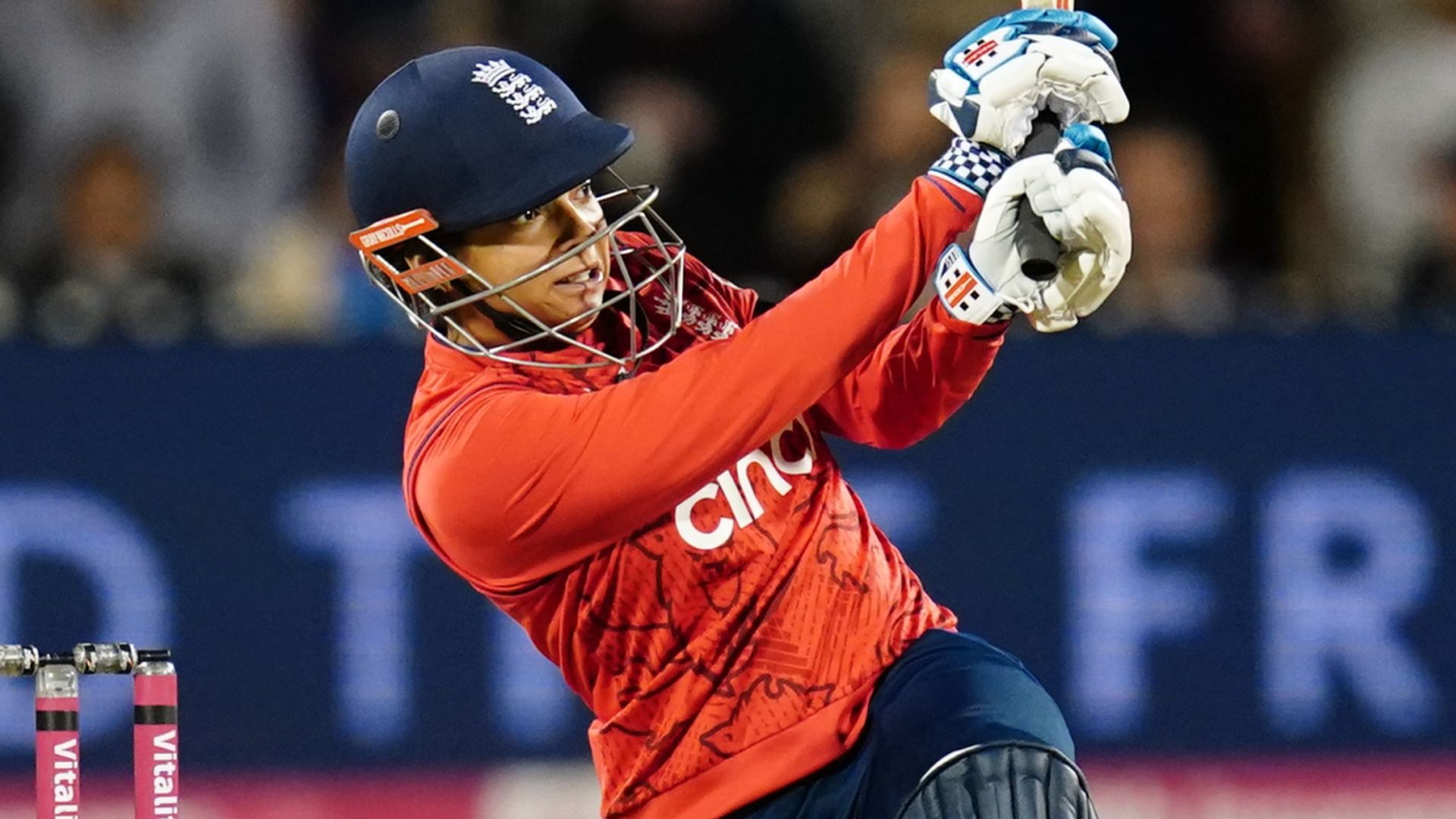 England secure T20 series win against India